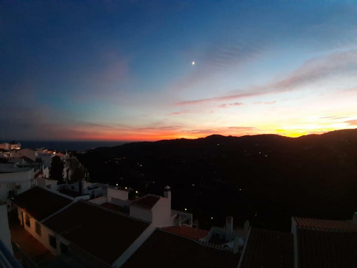 Loft Of Love Frigiliana Exterior photo